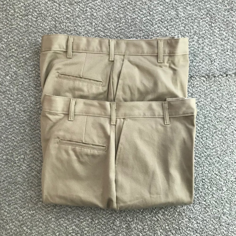 πHP π Men's Aramark Flat Front Pants Tan 40 x 32 - Picture 4 of 5